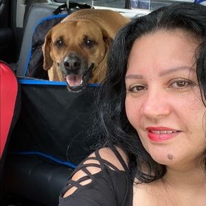 Meet your Posher, Maribel